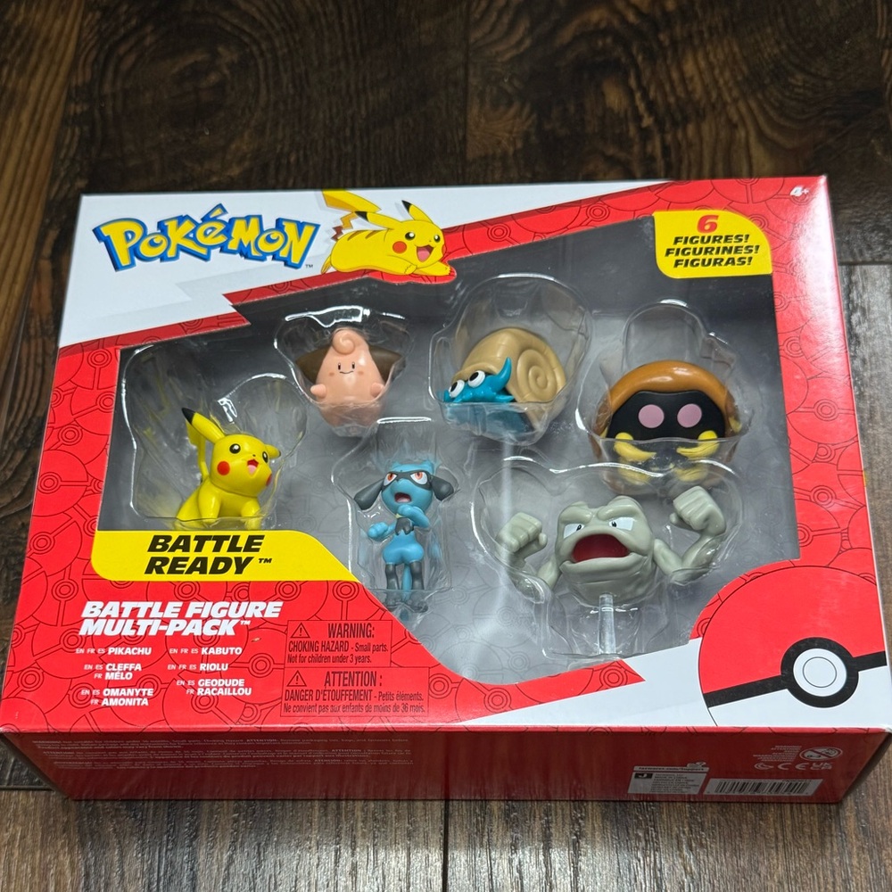 POKEMON Battle Ready Figures Pikachu Cleffa Omanyte Kabuto Riolu Geodude
